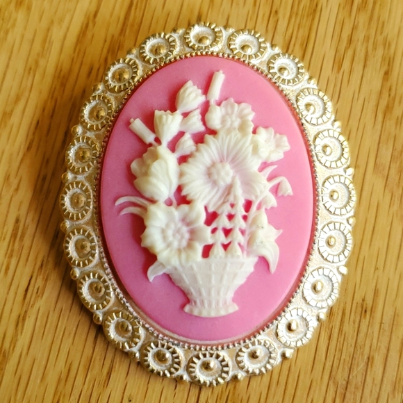 Western Germany Jewelry - VINTAGE 70'S WESTERN GERMANY BROOCH PINK , RAISED FLORAL BASKET OF FLOWERS